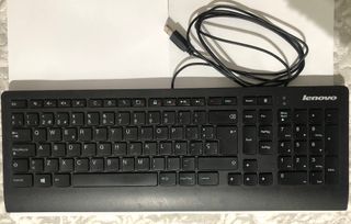 PC Lenovo 8GB RAM. 450 GB+Teclado+Cables Conexión