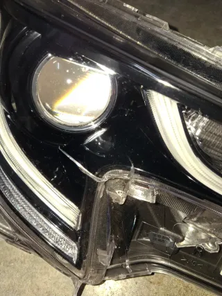 2 Focos Derechos Toyota Corolla 20-22