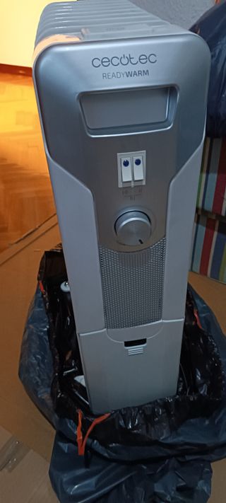 Cecotec Calefactor Aceite 2000W de 9 módulos