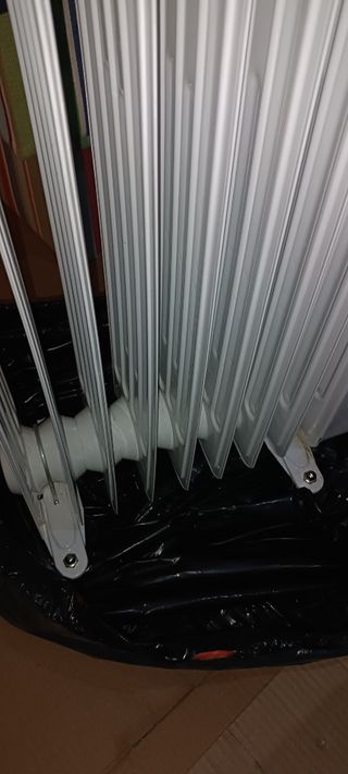 Cecotec Calefactor Aceite 2000W de 9 módulos