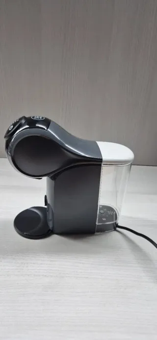Cafetera DeLonghi Dolce Gusto Genio