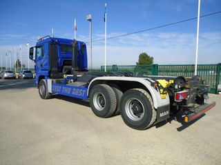 MAN TGA 26 440-CAMIONES GANCHO