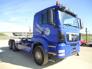 MAN TGA 26 440-CAMIONES GANCHO