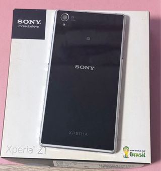 Sony Xperia Z1 con scatola