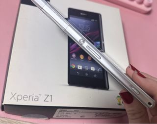 Sony Xperia Z1 con scatola