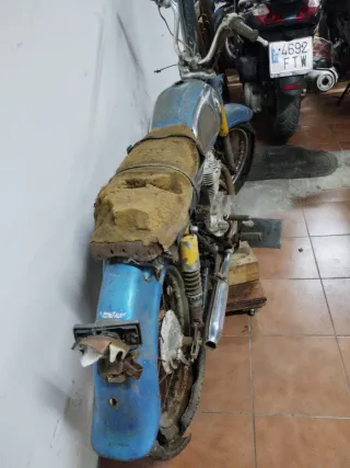 Honda CD175 para piezas