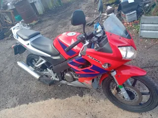 Honda CBR 125R Carnet B