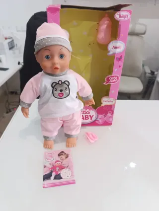 Muñeca Kiss Baby con accesorios