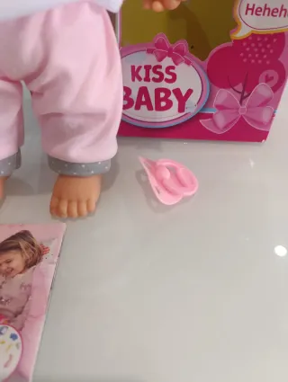 Muñeca Kiss Baby con accesorios