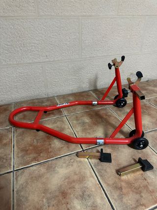 Caballete moto central rojo , no hago envios