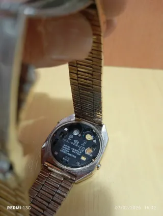 Reloj Digital Ricoh Dorado y Plateado