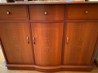 Mueble aparador de madera