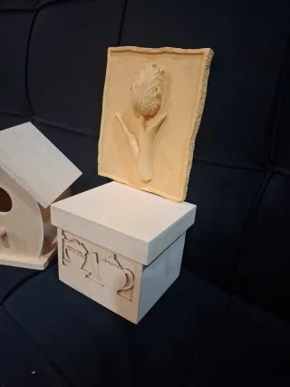 Set de 3 objetos de madera y resina para decorar