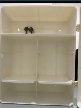 Armario botiquín FREMAP con cerradura