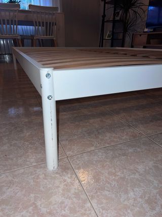 Cama 150x190 VEVELSTAD
