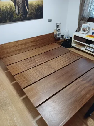 Somier Tatami Nogal + Mesitas Noche