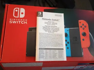 Nintendo Switch Azul/Rojo + Accesorios