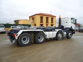 Scania 124G 420-CAMIONES GANCHO