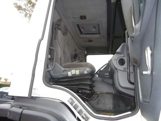 Scania 124G 420-CAMIONES GANCHO