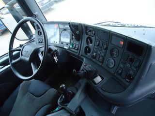 Scania 124G 420-CAMIONES GANCHO