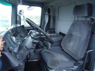 Scania 124G 420-CAMIONES GANCHO