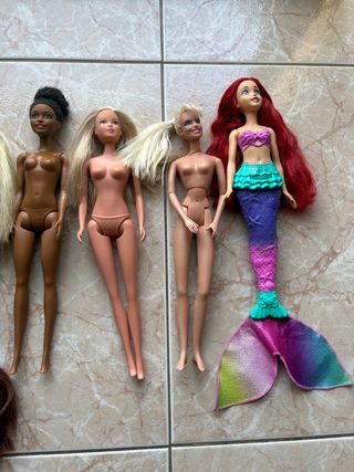 Muñecas y cabezas de muñeca y cuerpo