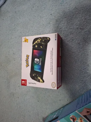 Nintendo Switch + NS Sports + Mandos Split Pad Pro