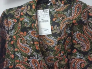 Vestido T-S-M nuevo stradivarius