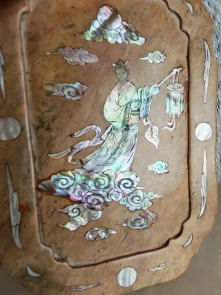 Bandeja piedra y nacar china con vasos