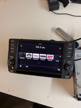 Carplay Pantalla y Marco Golf 7