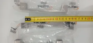 3 Tiradores para armario o cajón