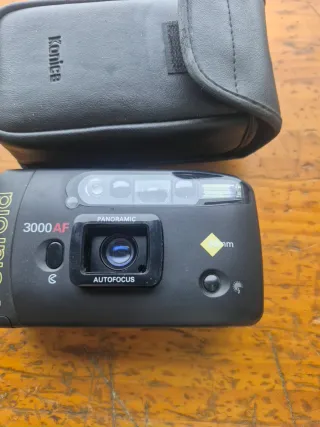 Cámara Polaroid 3000AF Analógica Negra