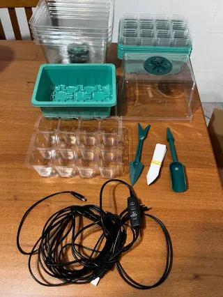 Mini Serra LED Germinazione (6) Semenzaio