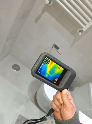 Trabajos de Fontanería, Pintura, Tarima