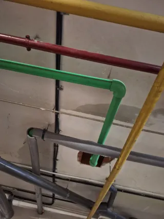 Trabajos de Fontanería, Pintura, Tarima