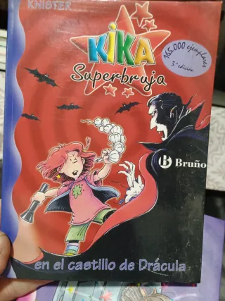 Kika Superbruja y la aventura espacial (Kika Su...