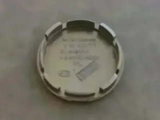 TAPABUJES RUEDA CENTRO LLANTA VOLKSWAGEN GOLF 3 4