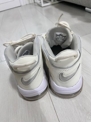 Nike Air More Uptempo Beige/Blanco