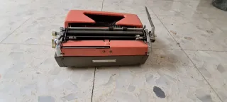Máquina de escribir Olympia