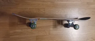 Monopatin SK Complete 100 Kids 7'5 + Casco