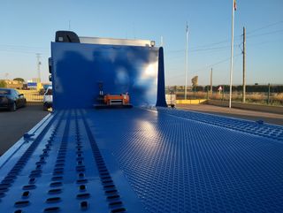 Volvo FM 410-CAMIONES PORTAMAQUINARIAS