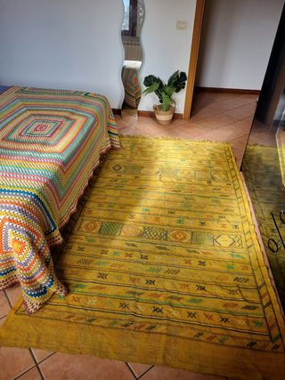 Tappeto berbero fatto a mano con lana e seta