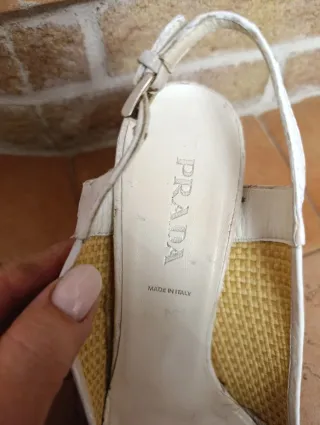 Prada Décolleté Pelle Struzzo Bianca e paia n.38,5