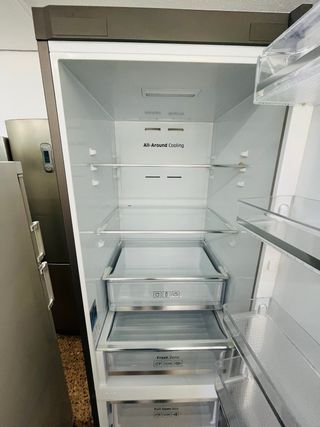 Nevera Samsung 2m Alto x 60cm Ancho