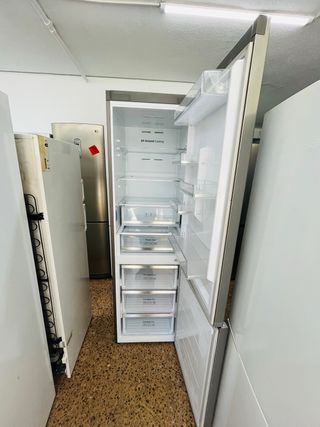 Nevera Samsung 2m Alto x 60cm Ancho