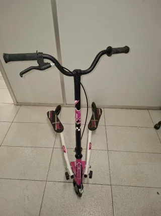 Patinete de 3 ruedas rosa