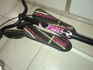 Patinete de 3 ruedas rosa