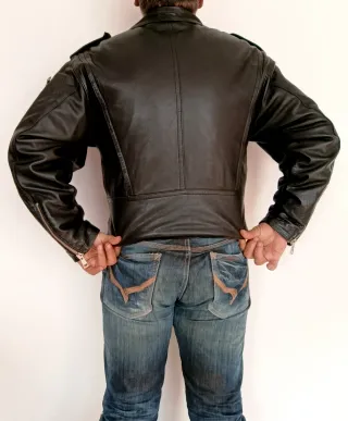 Chupa heavy cuero vintage M/L Medidas indicadas