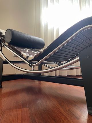 Diván Chaise Longue Piel y Metal