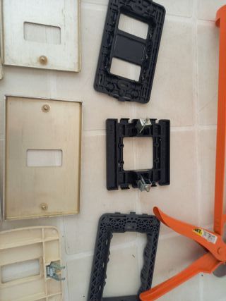 23 Pezzi Vintage Placche Luce, Supporti, Interrutt